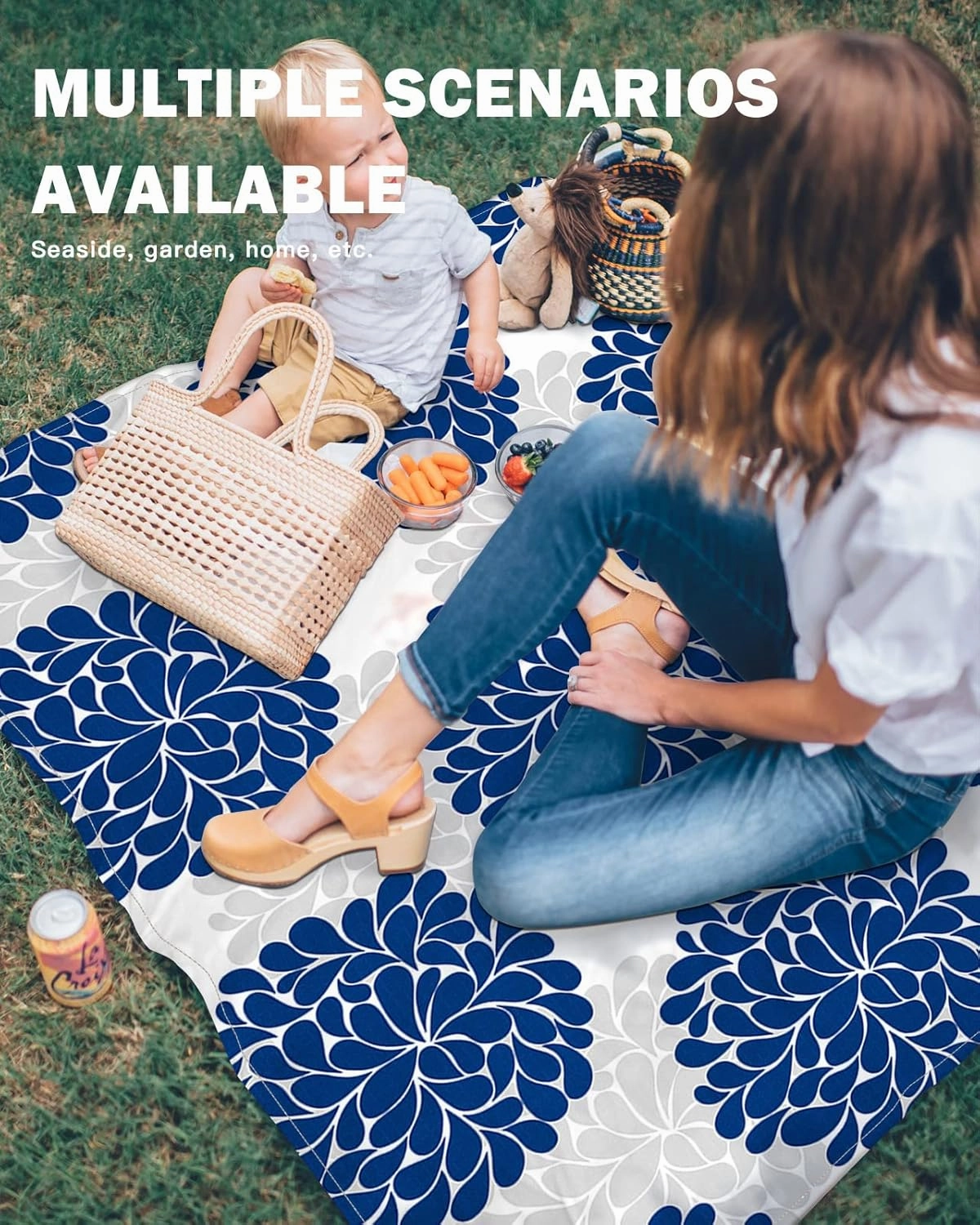 Beach Blanket Sandproof, Blue Gray Flower Hydrangea Waterproof Beach Mat Lightweight Quick Drying Picnic Blanket Beach Essentials for Travel Camping Hiking 95x80in