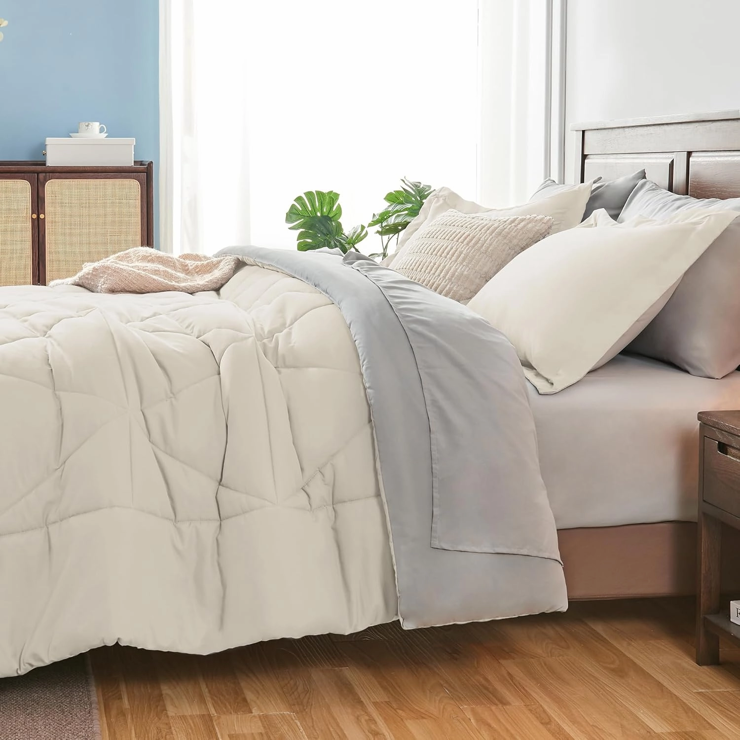 BEDELITE Queen Comforter Set 7 Pieces Bed in A Bag - Soft Microfiber Reversible Beige Bed Set with Comforters, Sheets, Pillowcases & Shams, Cozy Luxury Bedding Sets for All Season