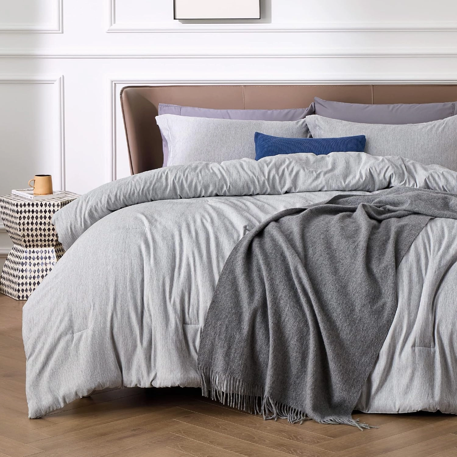 Bedsure King Size Comforter Set - Grey Soft Bedding for All Seasons, Cationic Dyed Bed Set, 3 Pieces, 1 King Size Comforter (104"x90") and 2 Pillow Shams (20"x36" 2")