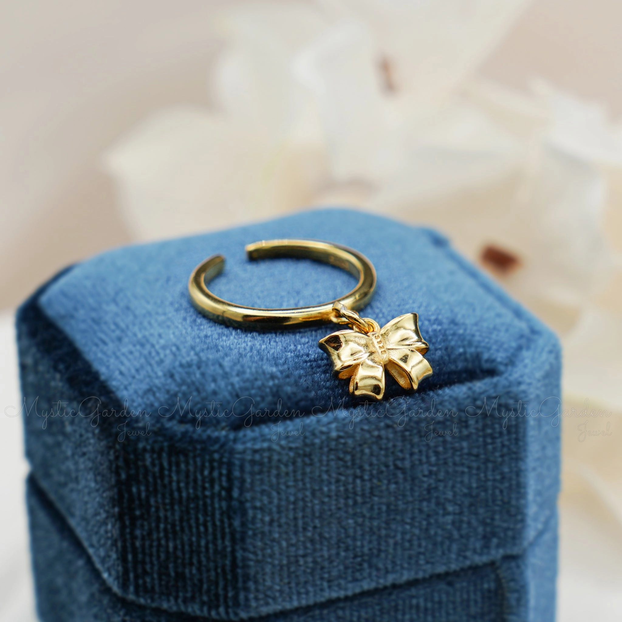 Bow Tie Charm Ring