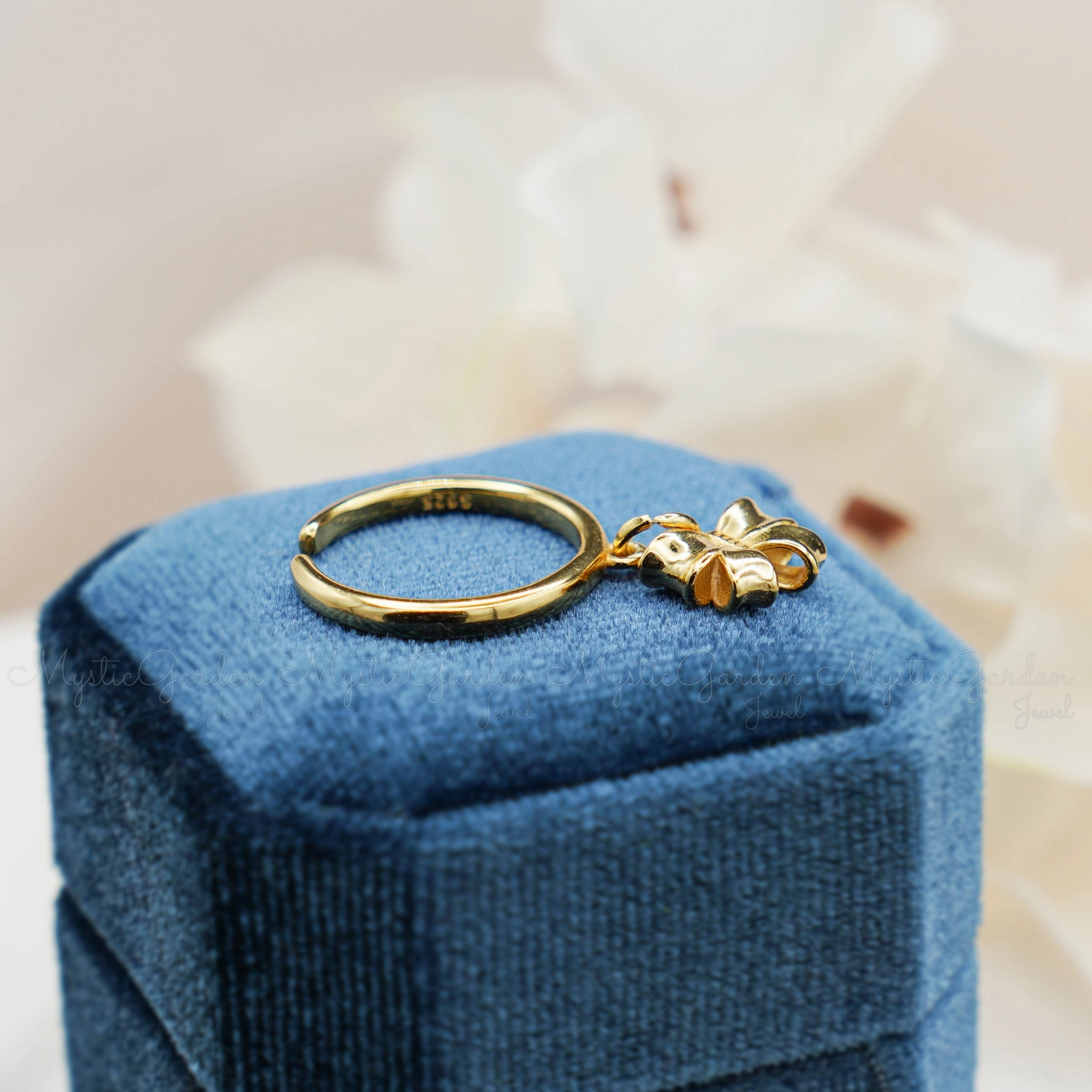 Bow Tie Charm Ring
