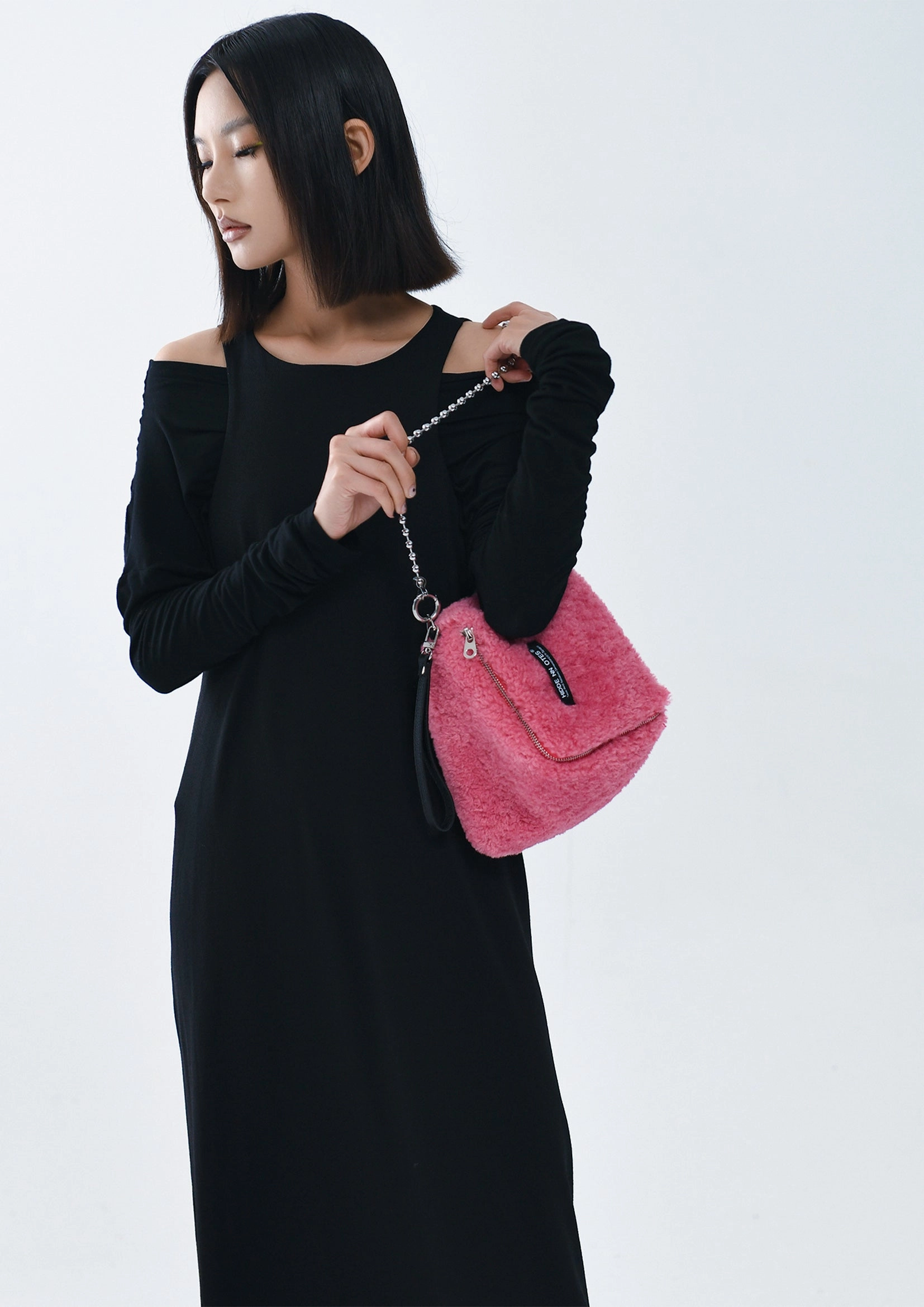 Fluffy multiway cube bag - pink