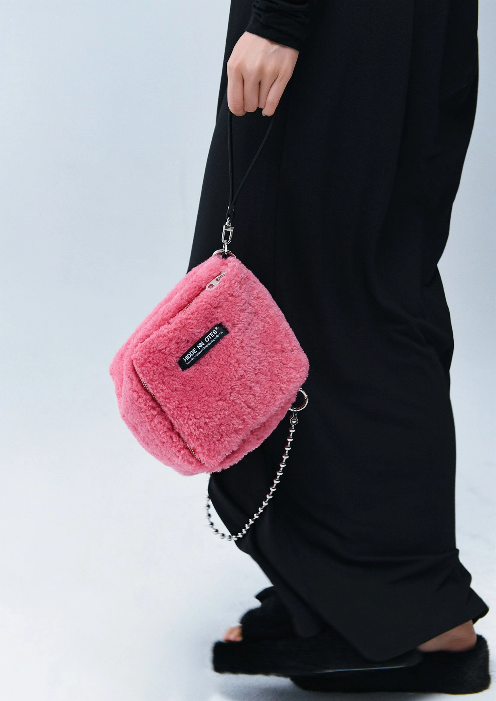 Fluffy multiway cube bag - pink