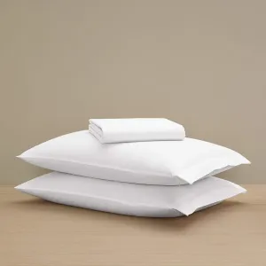 H by Frette Percale Simple Sheet Set (Queen) - Luxury All-White Bedding Sheet Set/Includes Pillowcases and a Fitted Sheet