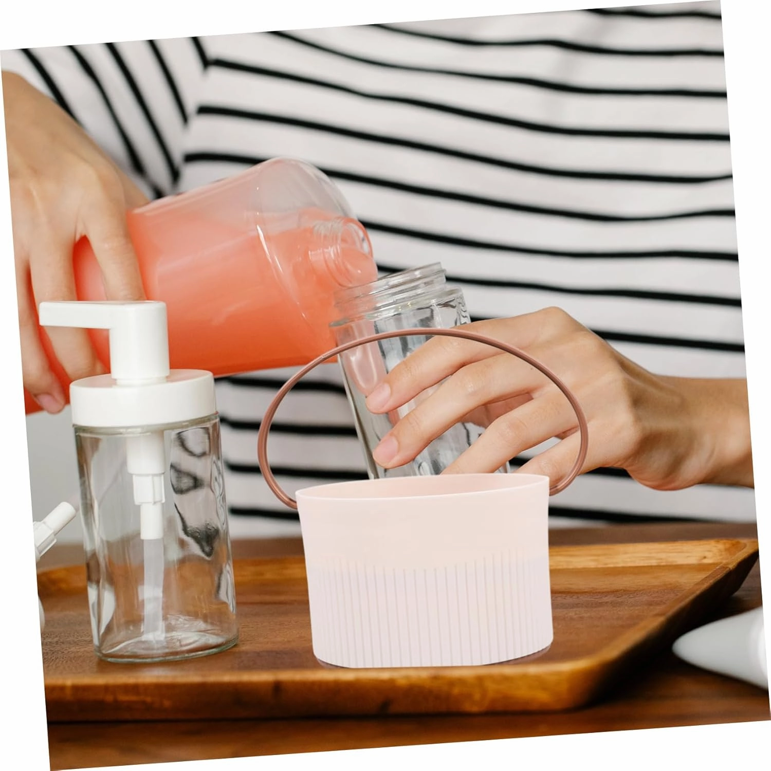 Hemoton Makeup Brush Cleaning Bowl Portable Brush Cleaner for Effortless Makeup Removal for Quick Rinsing Versatile Cleaning Tool