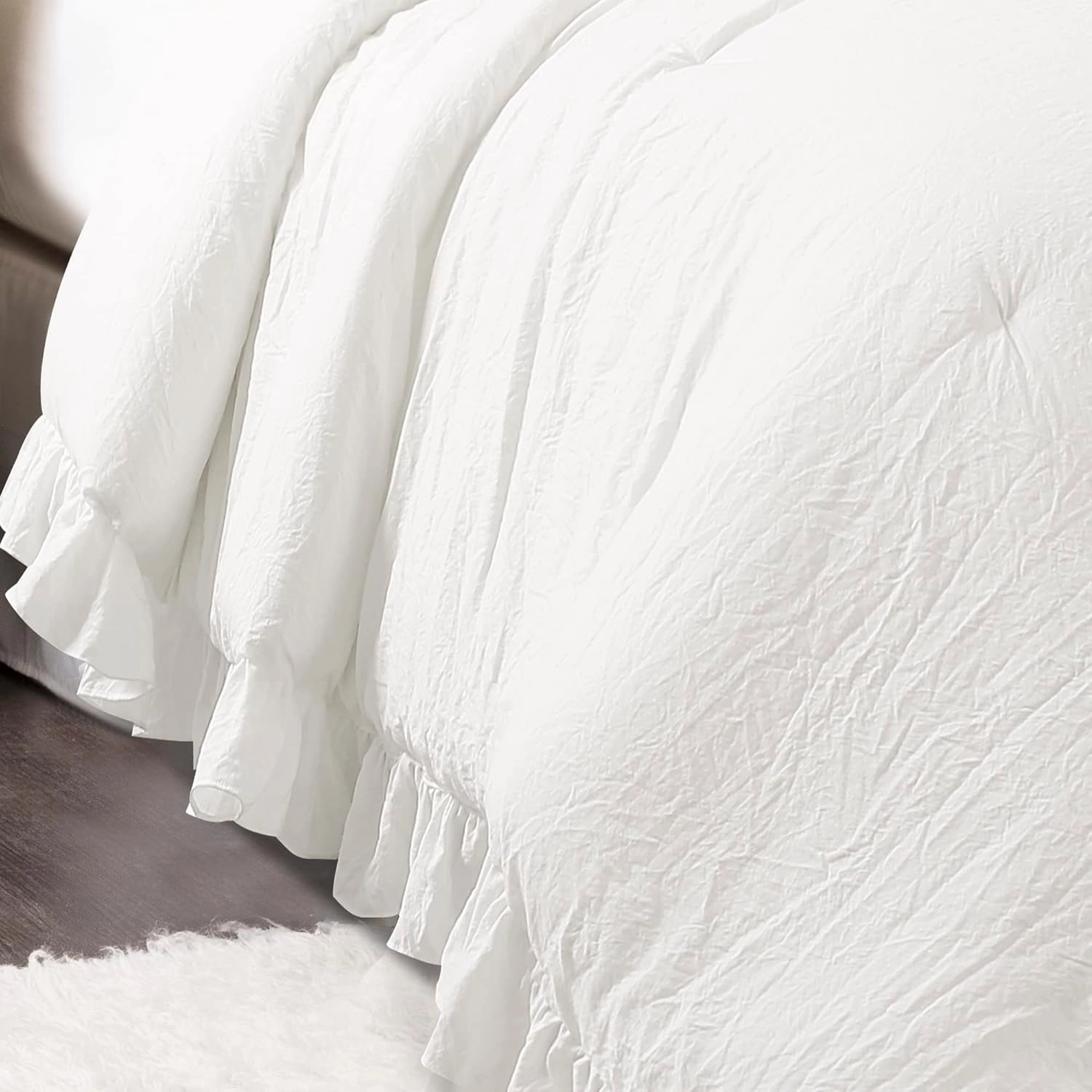 Lush Decor Reyna Ruffle Comforter Set - 3 Piece Cozy Ruffled Bedding Set - Timeless Elegance and Comfort for Dorm Room - Full/ Queen, Pure White