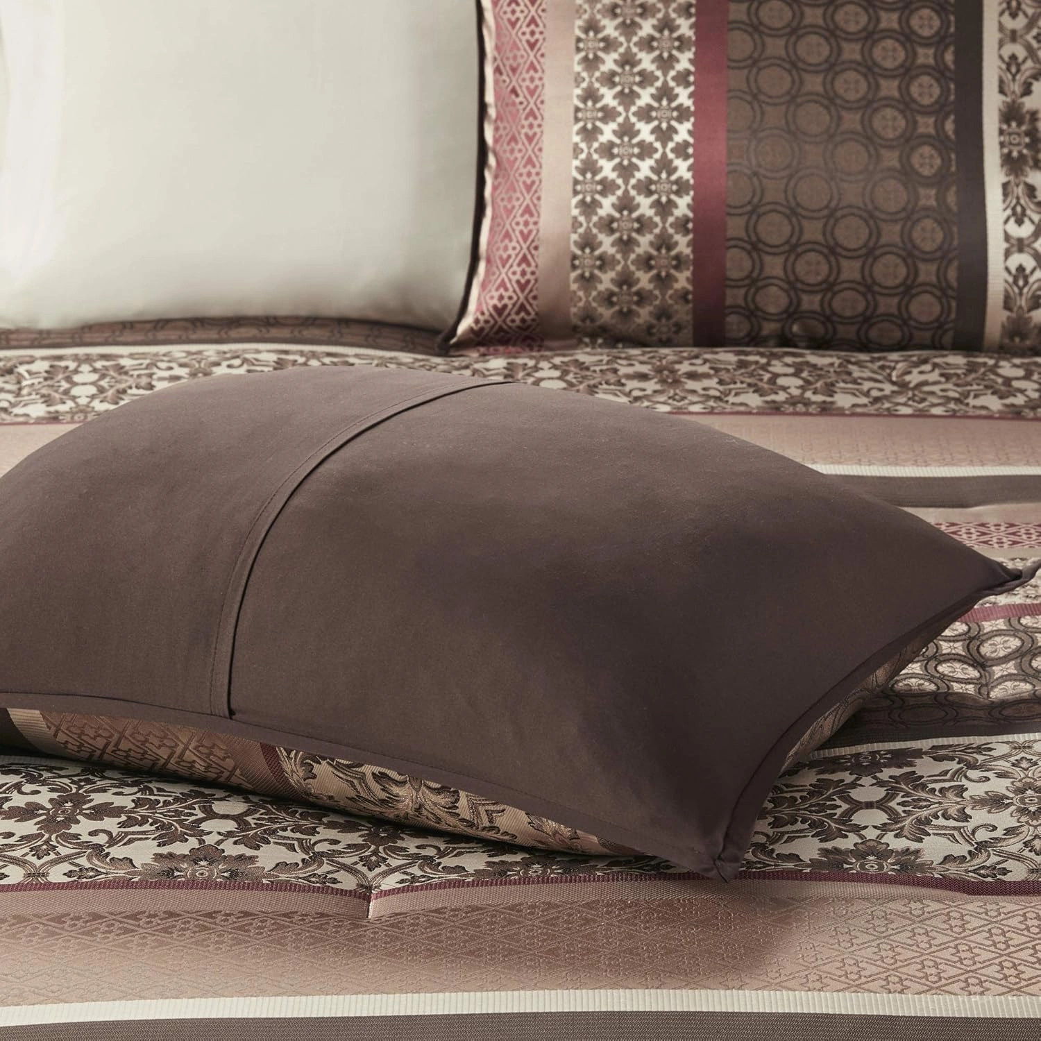 Madison Park Princeton Cozy Comforter Set - Luxurious Jaquard Traditional Damask Design, All Season Down Alternative Bedding with Matching Shams, Decorative Pillow, Cal King(104"x92"), Red 7 Piece