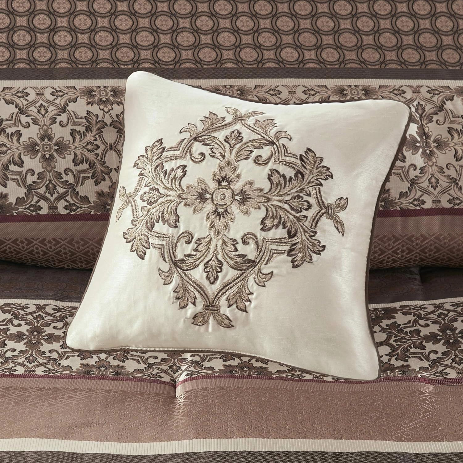 Madison Park Princeton Cozy Comforter Set - Luxurious Jaquard Traditional Damask Design, All Season Down Alternative Bedding with Matching Shams, Decorative Pillow, Cal King(104"x92"), Red 7 Piece
