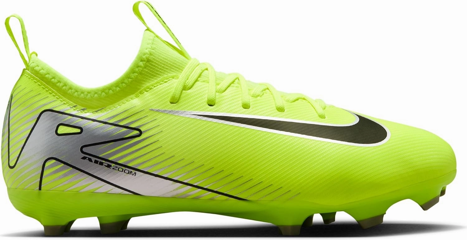 NIKE Boy's Football Shoe