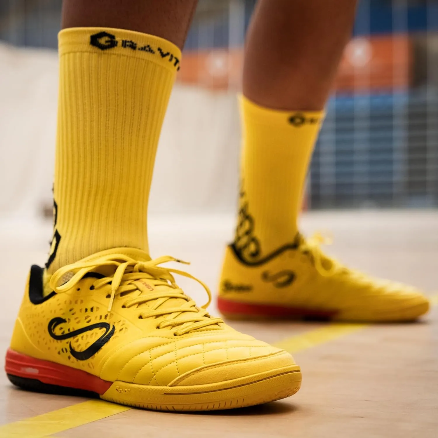 SENDA Ushuaia Pro 2.0 Indoor Soccer, Court, and Futsal Shoes, Unisex, Adult and Youth Sizes