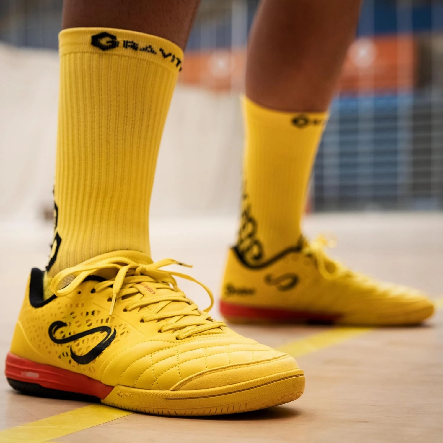 SENDA Ushuaia Pro 2.0 Indoor Soccer, Court, and Futsal Shoes, Unisex, Adult and Youth Sizes