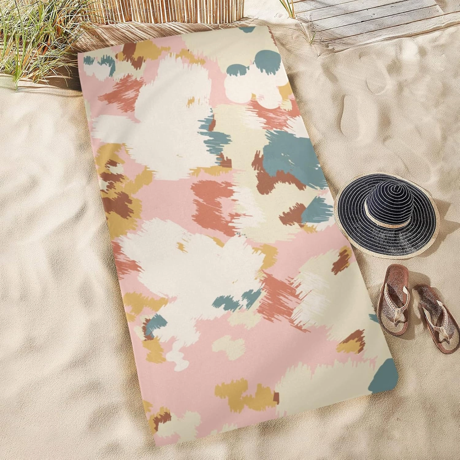 senya Beach Towel Beach Blanket Mat 71”x 31” Abstract Floral Camouflage Pool Towel Portable for Beach Festival Picnic Travel Outdoor Camping