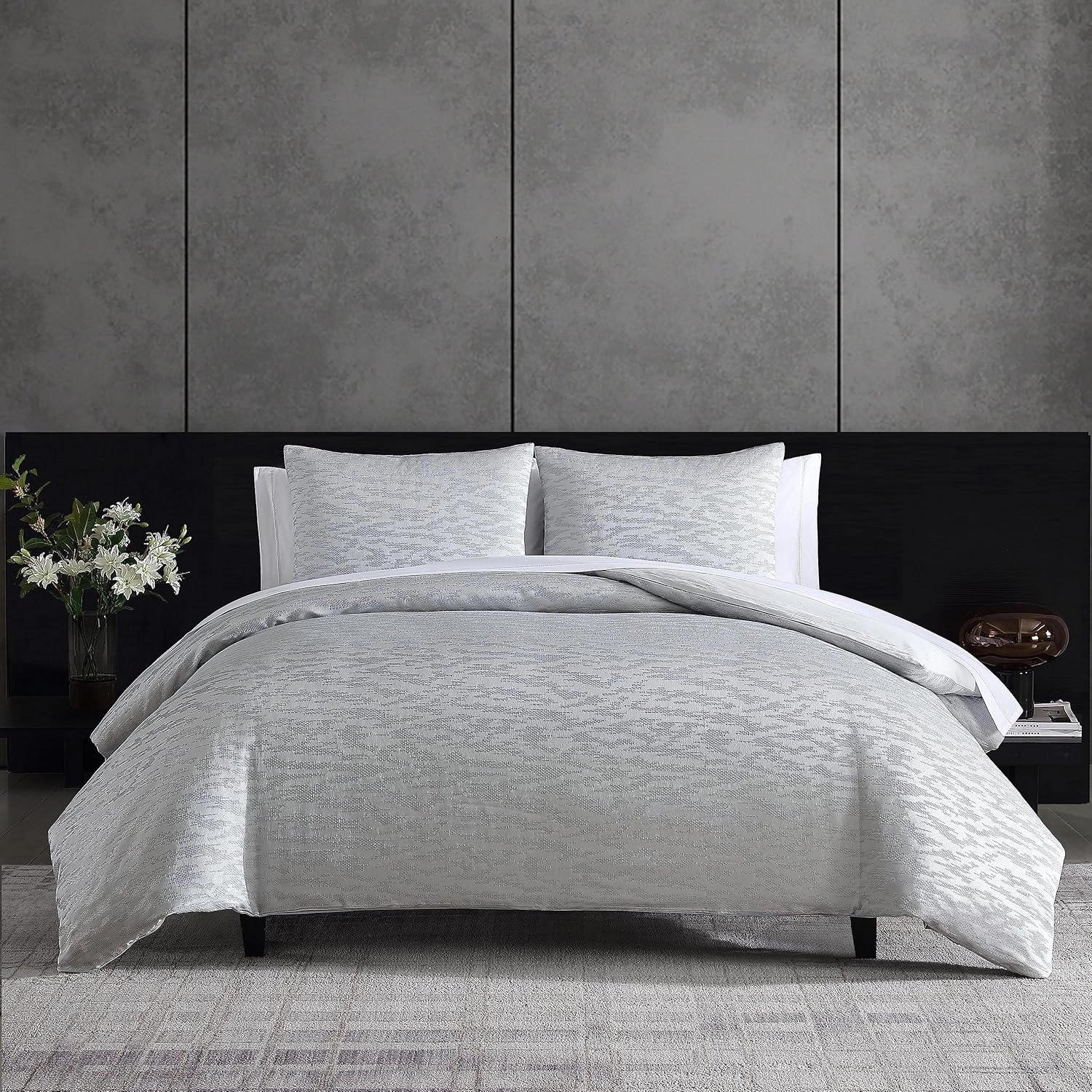 Vera Wang - King Duvet Cover Set, Luxury Bedding with Matching Shams, Designer Bedding Set (Illusion Grey, King)