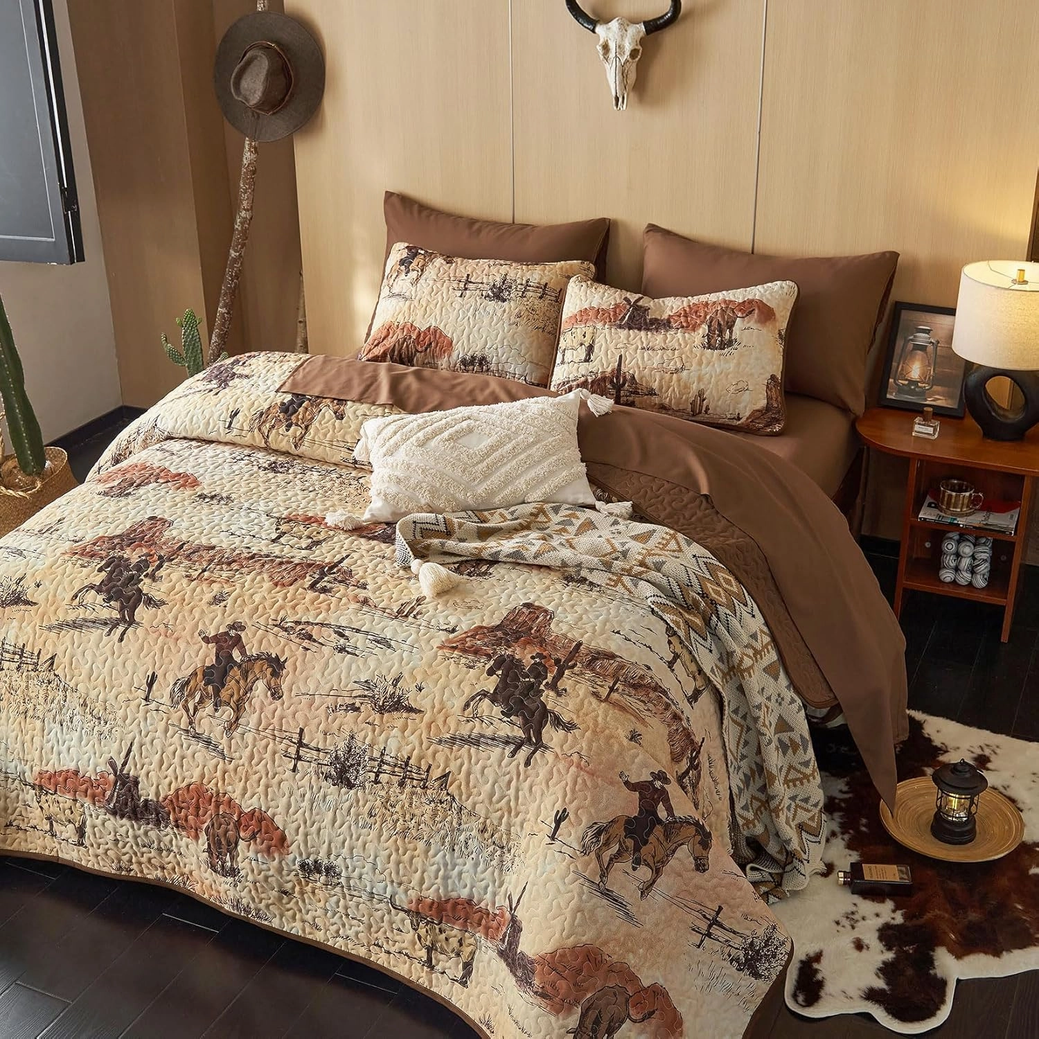 Wake In Cloud - Western Quilt Set, Cowboy Southwestern Country Vintage Native American Rustic Ranch Life, Reversible Lightweight Bedspread Coverlet, 3 Pieces, Ochre Brown, King Size